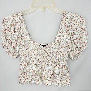 Forever 21 Cropped Smocked Floral Babydoll Short sleeve Top  Whimsy Junior XS